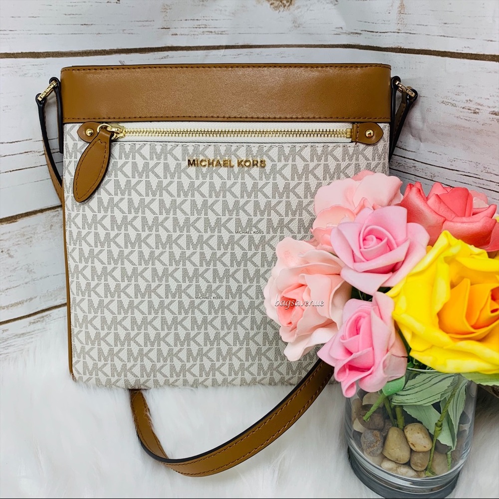 Large NS Crossbody michael kors Connie vanilla - Picture 1 of 8